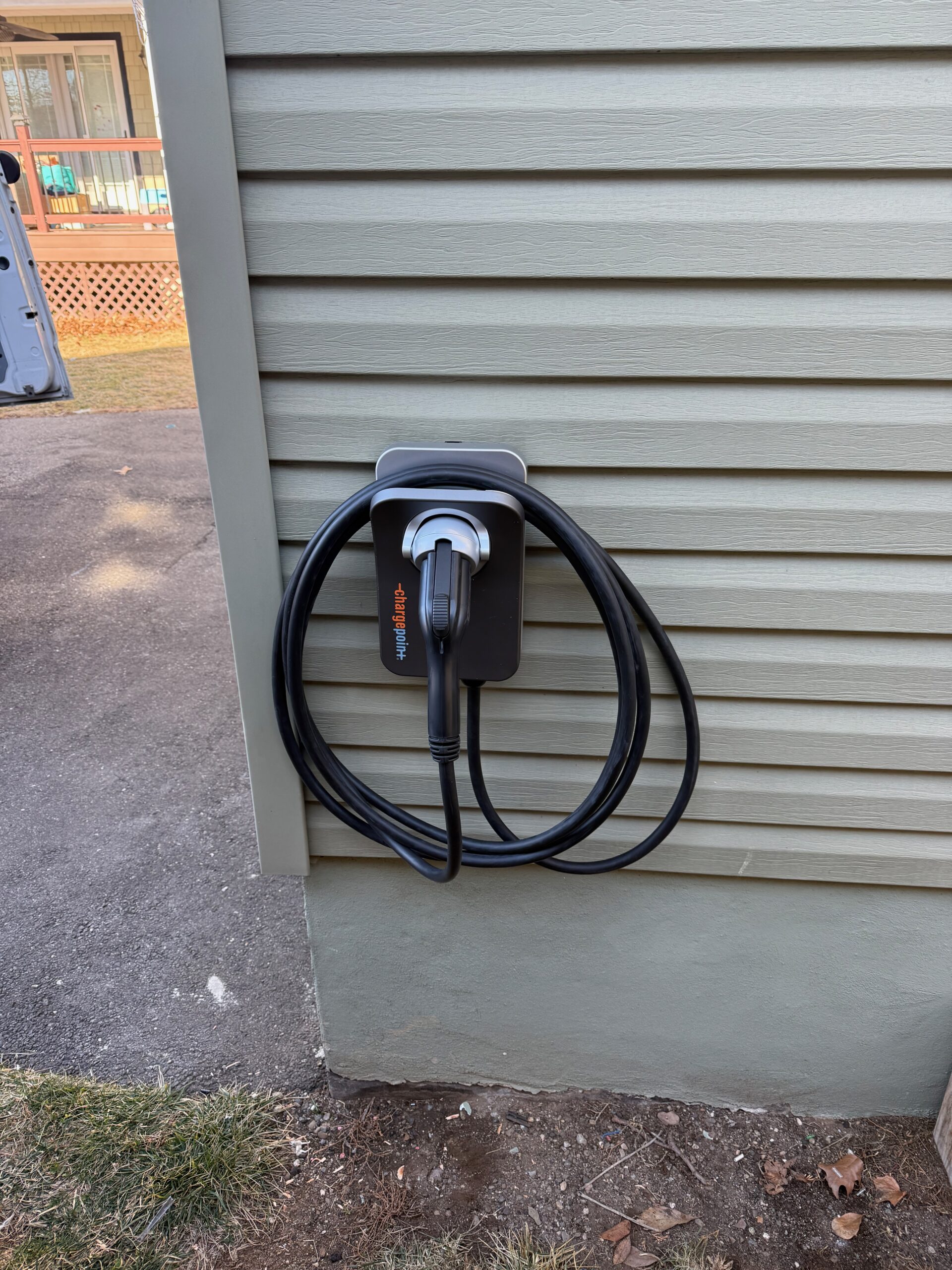Electric Vehicle Charger in North Arlington